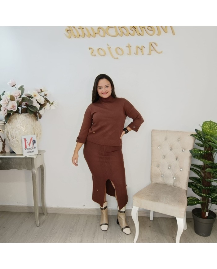 Conjunto Camila Punto - Jersey Cuello Alto y Falda Midi Talla Grande