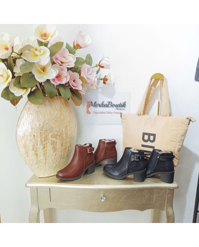 Botín Bombón Tacón Ancho - Pelo Interior y Hebilla Mujer Botín Bombón Tacón Ancho - Pelo Interior y Hebilla Mujer