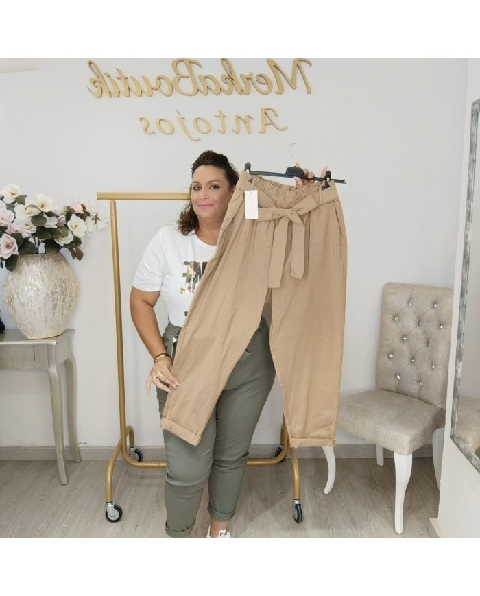 Pantalón de Talle Alto y Corte Recto | Ropa de Mujer | MerkaBoutik