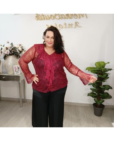 Blusa UNIKO de Encaje | Versátil y Elegante | MerkaBoutik Antojos Blusa UNIKO de Encaje | Versátil y Elegante | MerkaBoutik Antojos