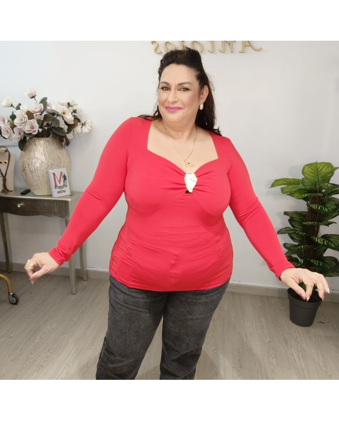 Camiseta Macarena: Escote Cuadrado y Detalle Joya - 5 Colores