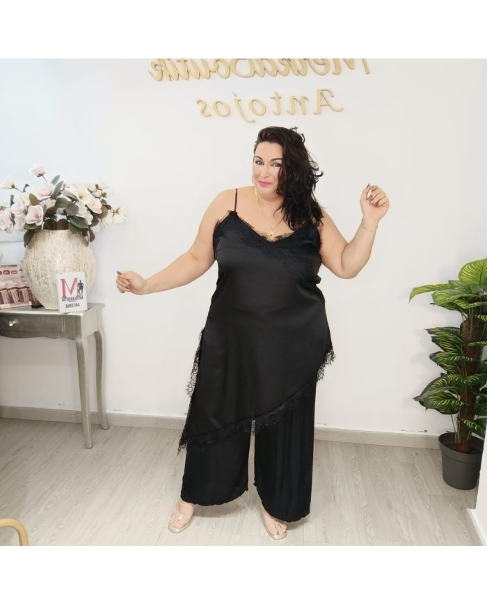 Vestido Lencero Negro Seducción | Slip Dress Asimétrico con Encaje