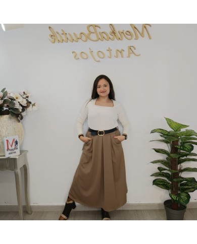 Falda Andrea Midi Plisada | Cinturón Elegante | MerkaBoutik Antojos