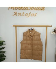 Chaleco Polipiel VALENCIA | Acolchado & Ajustable | Color Camel