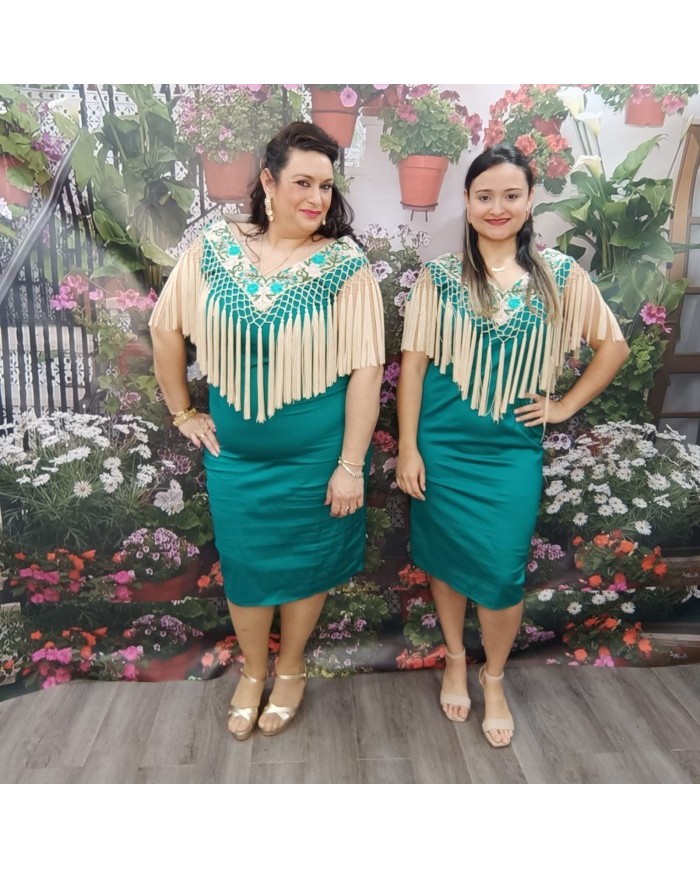 VESTIDO SANDRA | Midi Rojo Vino con Flecos y Bordado Floral