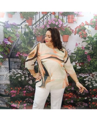 Blusa Laica - Elegancia y Confort para Cualquier Ocasión