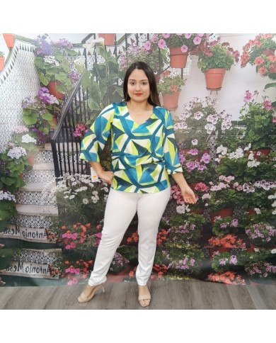 Blusa Amanda - Elegancia y Versatilidad para Cualquier Ocasión