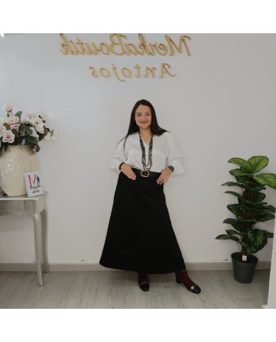 Falda Antelina Capa - Elegancia y Estilo para Toda Ocasión