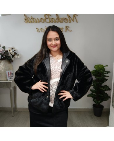 Abrigo Pelo Suiza Reversible - Elegancia y Versatilidad en Moda