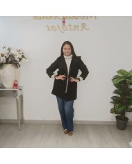 Compra Casaca con Capucha - Estilo y Comodidad | Tienda XYZ