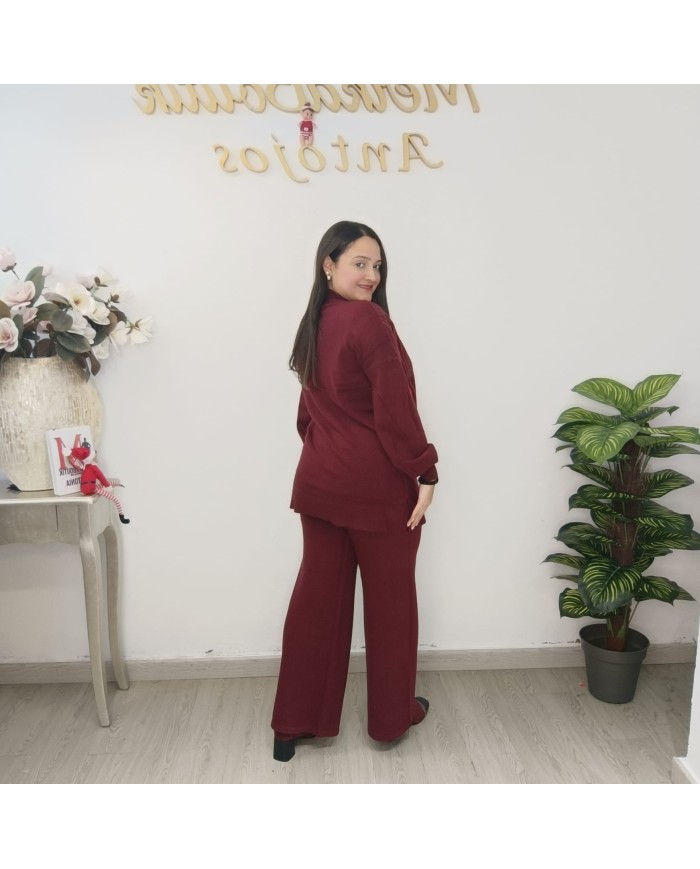 conjunto Cartaya punto lentejuelas mujer elegante color burdeos de espalda