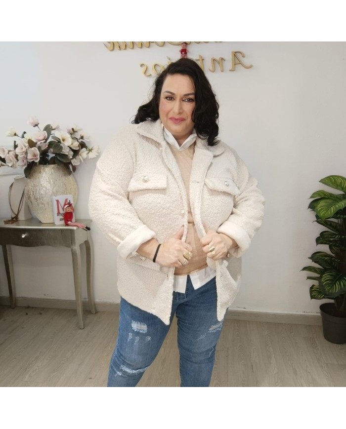 Abrigo Borreguito Soraya - Elegancia y Calidez para el Invierno