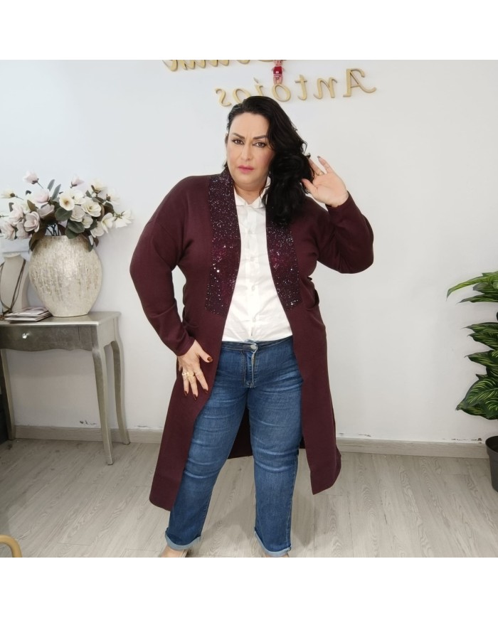 Rebeca Cuello Brillo - Elegancia y Estilo en Cada Ocasión