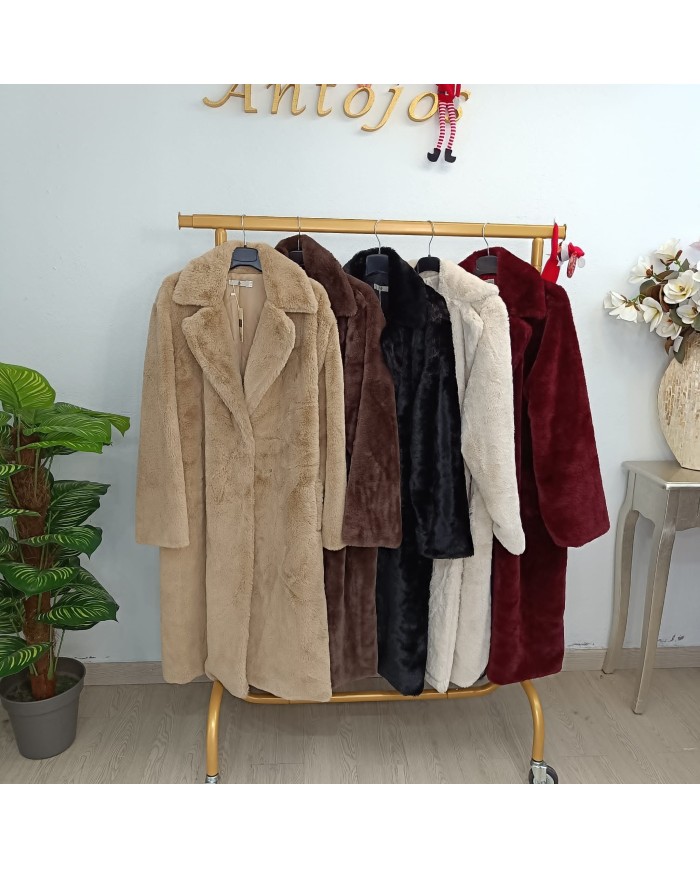 Chaquetón de Pelo Largo Curvy - Estilo y Confort para el Invierno