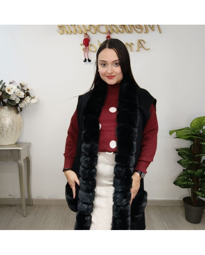 Chaleco Antonia: Elegancia con Cuello y Bolsillos de Pelo