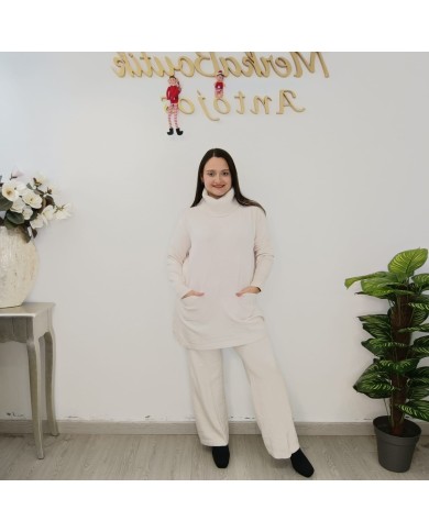 Conjunto Cuello Alto Maxi - Elegancia y Comodidad