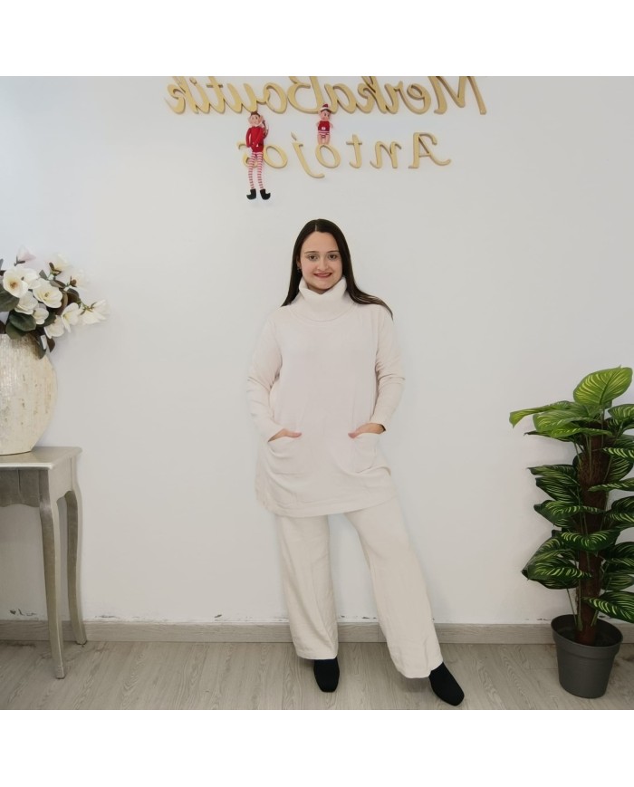 Conjunto Cuello Alto Maxi - Elegancia y Comodidad
