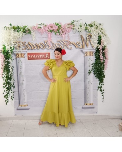 Bata Cascabel Lisa Flamenca - Elegancia y Tradición