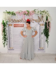 Bata Cascabel Lunar Flamenca - Elegancia y Tradición