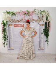 Bata Cascabel Lunar Flamenca - Elegancia y Tradición