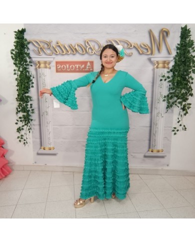 BATA DANIELA Flamenca - Elegancia y Tradición en Moda