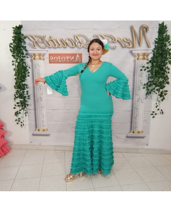 BATA DANIELA Flamenca - Elegancia y Tradición en Moda