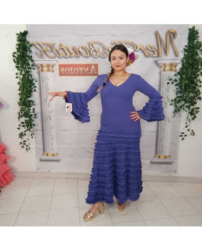 BATA DANIELA Flamenca - Elegancia y Tradición en Moda