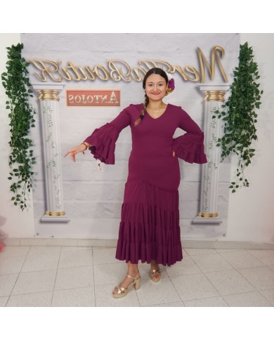 Vestido Carolina Flamenca – Elegancia y Tradición en Moda Flamenca