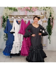 Vestido Flamenco Macu de Lunares Pequeños | Elegancia y Tradición