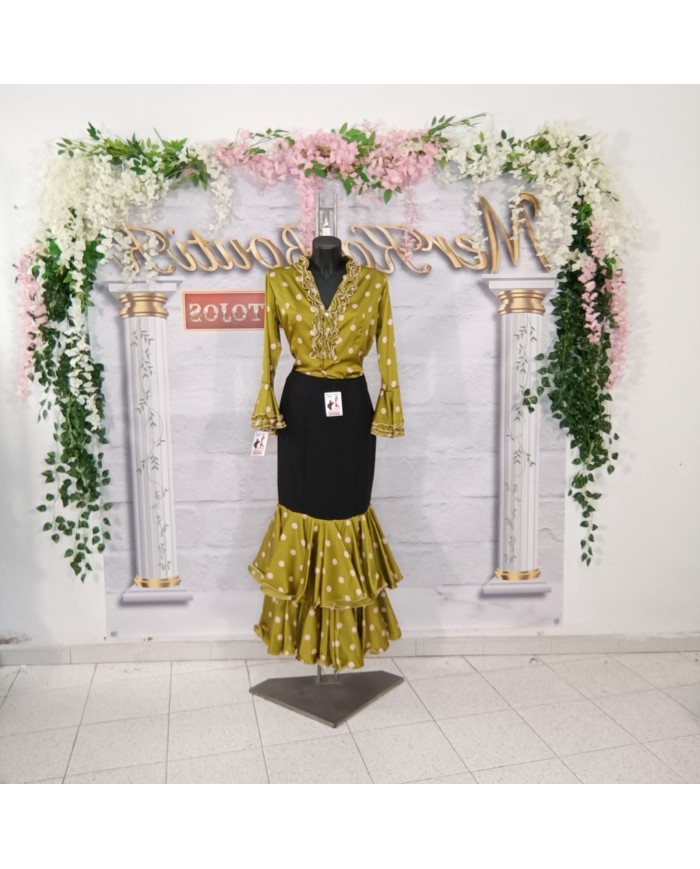 Conjunto Flamenco Olivares - Elegancia y Tradición para Bailarinas