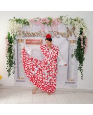 Conjunto Flamenco Revuelo - Elegancia y Tradición en Cada Paso