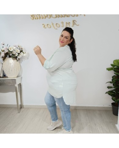 Blusa Larga Vichy - Elegancia y Estilo Atemporal