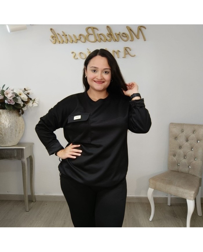 Sudadera Oversize con Bolsillo Solapa y Jareta | Marrón Chocolate y Más Colores