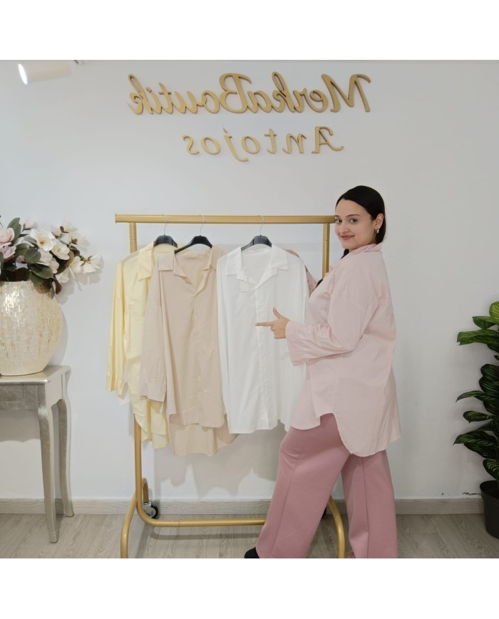 Camisa Básica Larga Mini - Elegancia y Versatilidad
