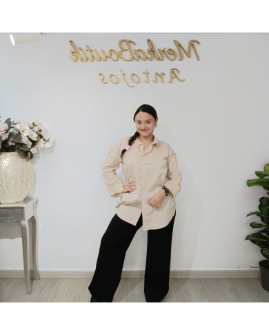 Camisa Básica Larga Mini - Elegancia y Versatilidad