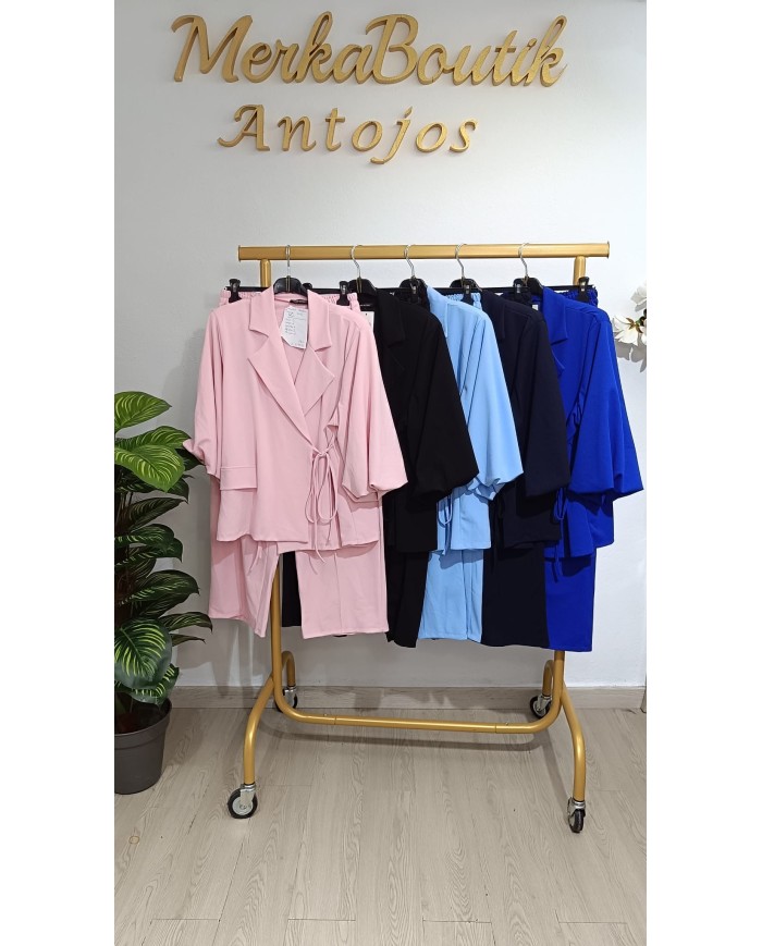 Conjunto Crespón Manga Corta Reyes de dos piezas para mujer, talla única de la 48 a la 56