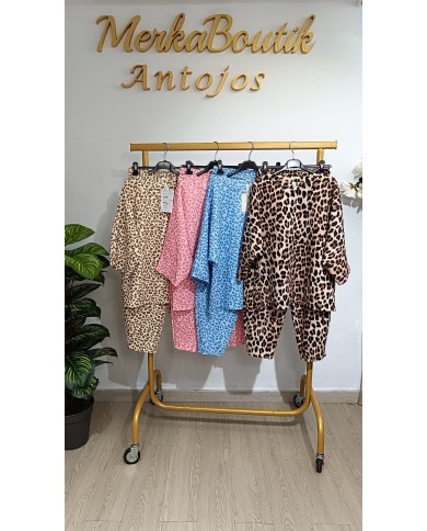 Conjunto Sara Animal Print de dos piezas para mujer, talla única de la 44 a la 54