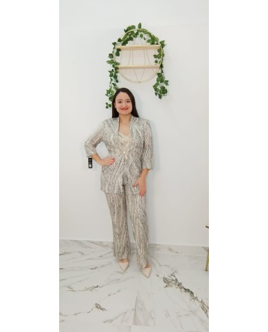 Conjunto Crespón Molina de dos piezas para mujer, elegante y favorecedor