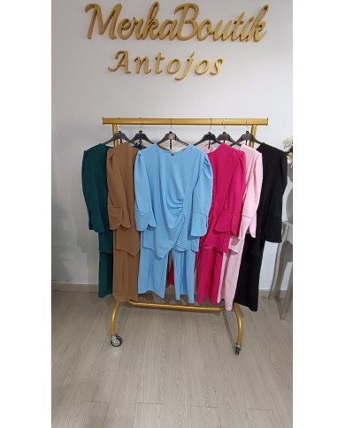 Conjunto Crespón Mateo de dos piezas para mujer, elegante y favorecedor