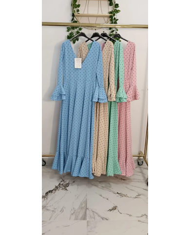 Bata romerita flamenca de lunares con mangas de volante para romería disponible en varios colores