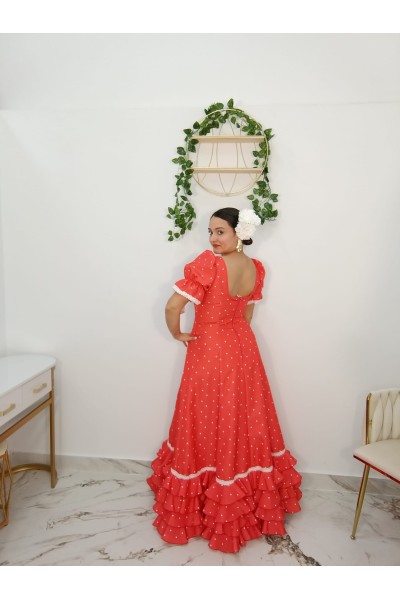 Bata Capilla | Bata romera elegante con vuelo