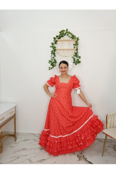 Bata Capilla | Bata romera elegante con vuelo