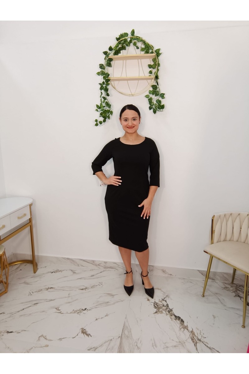 Vestido negro mujer corte recto elegante vista lateral Merkaboutik