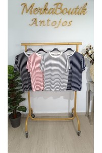Camiseta Rayas Marina | Básico fresco y con estilo