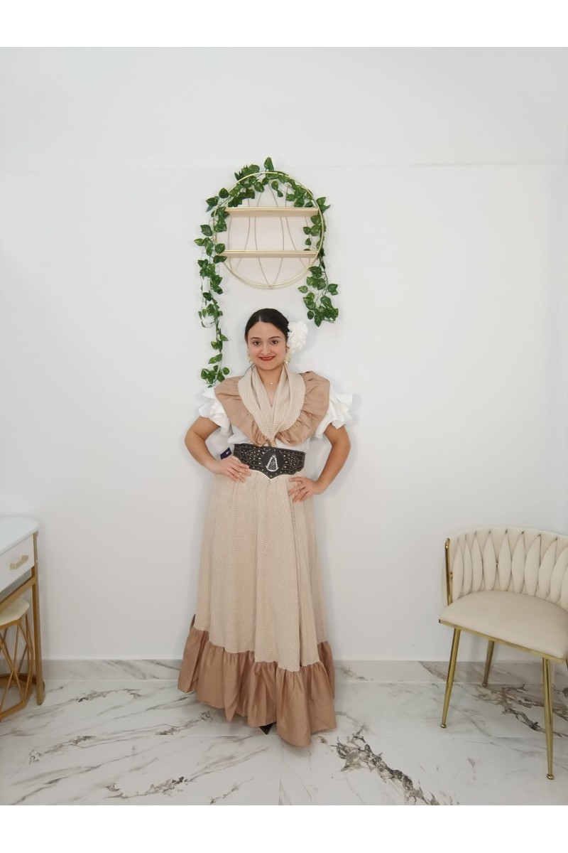 Conjunto Vichi Adelaida | Conjunto de romería elegante