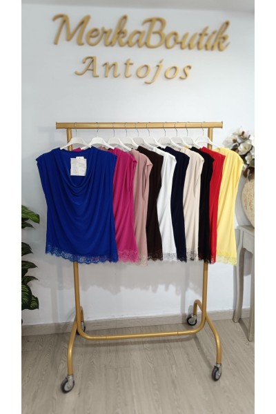 Camiseta Licra Encaje Aitana | Elegante, cómoda y versátil