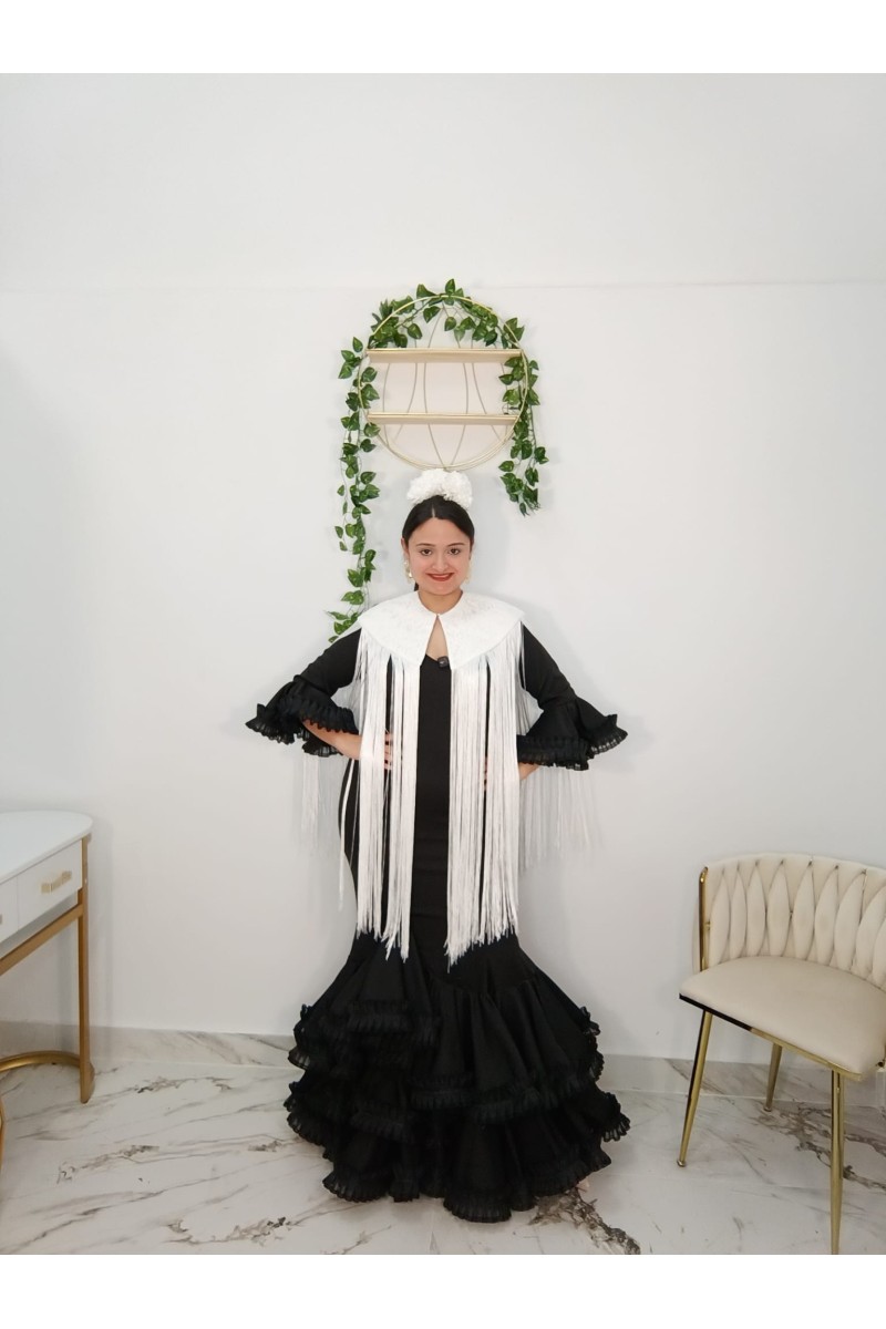 Capa Encaje Flecos | Complemento flamenco elegante