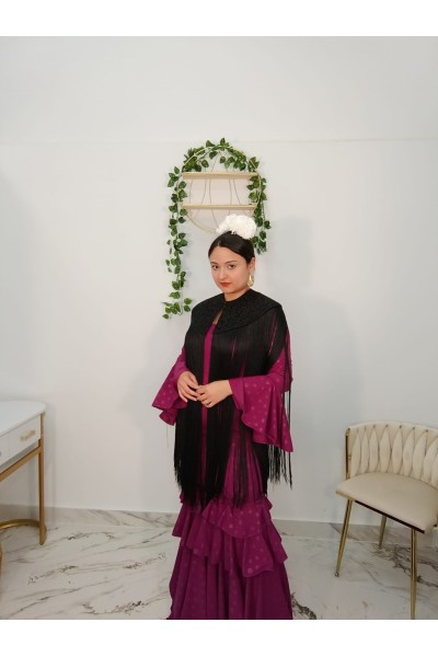 Capa Encaje Flecos | Complemento flamenco elegante