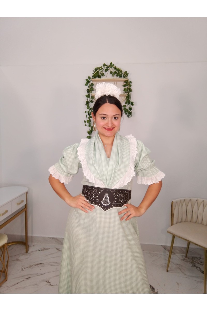 Bata Vichi Piquillo | Bata de romería elegante