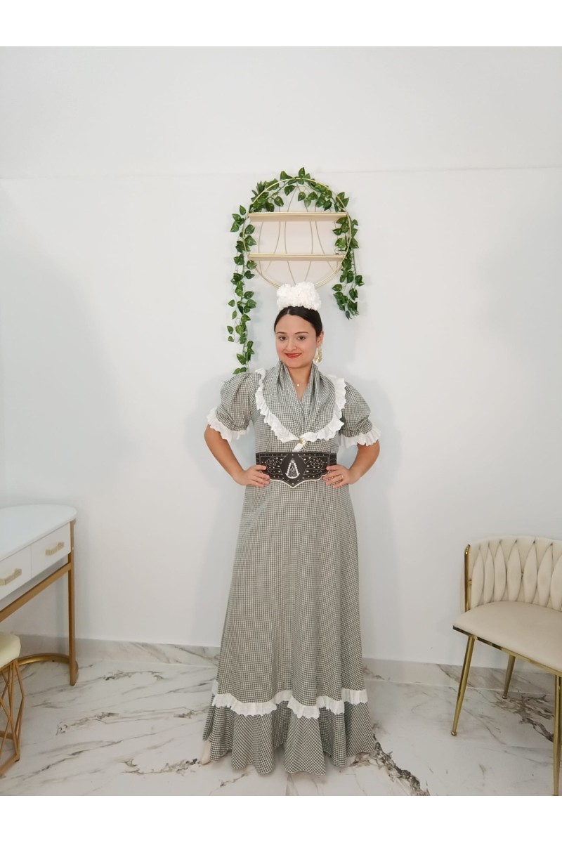 Bata Vichi Piquillo | Bata de romería elegante